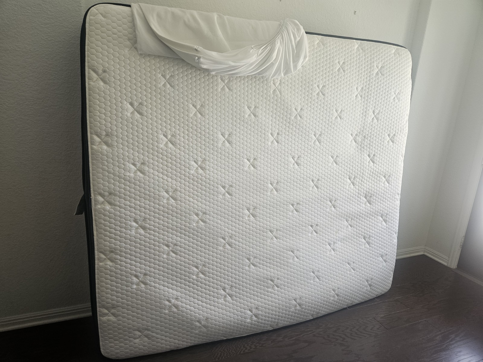 helix midnight luxe Cal king Bed