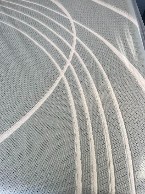 Queen TempurPedic Luxe Adapt 2.0 Firm Mattress