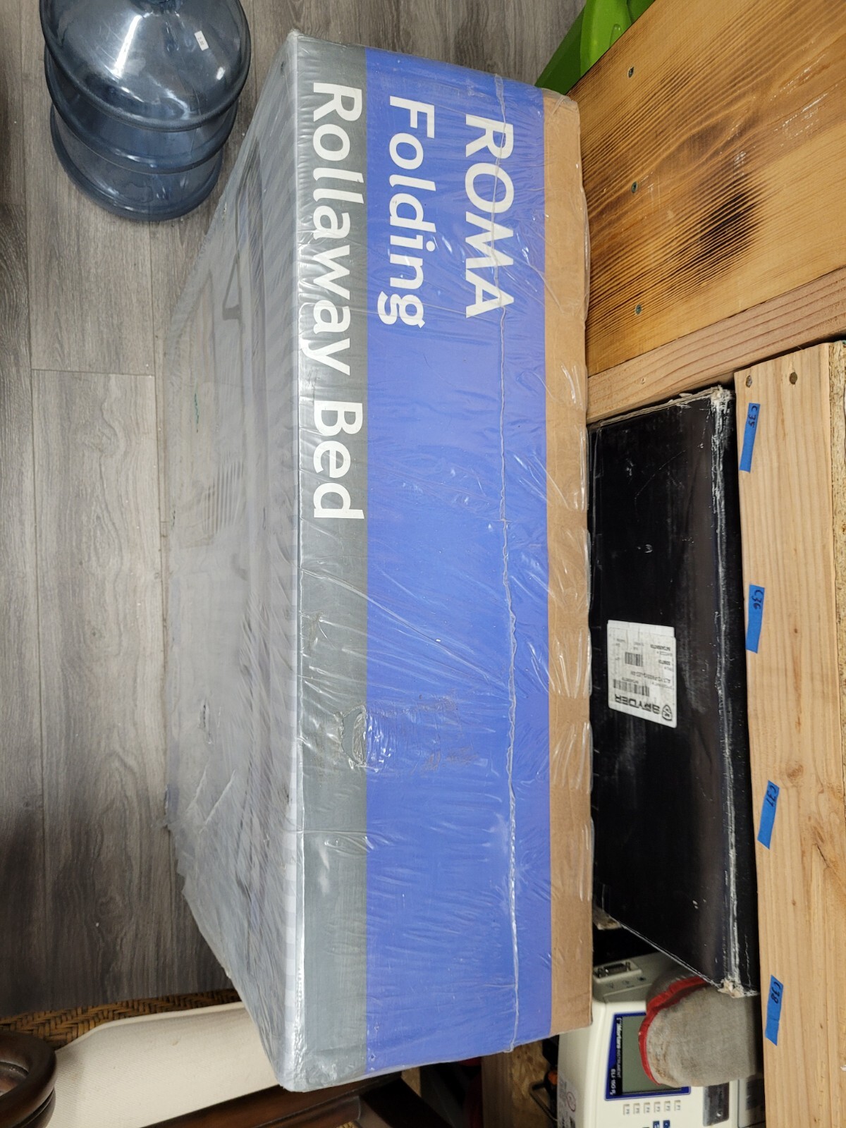 NEW IN BOX! LINON ROMA Folding Bed Blue & White Mattress Made in Italy