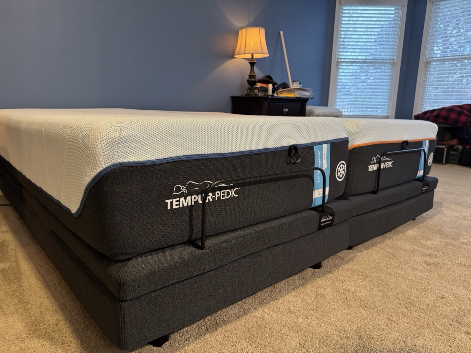 Tempur-Pedic LUXEbreeze Twin XL Gel Foam Soft & Firm Adjustable Bases