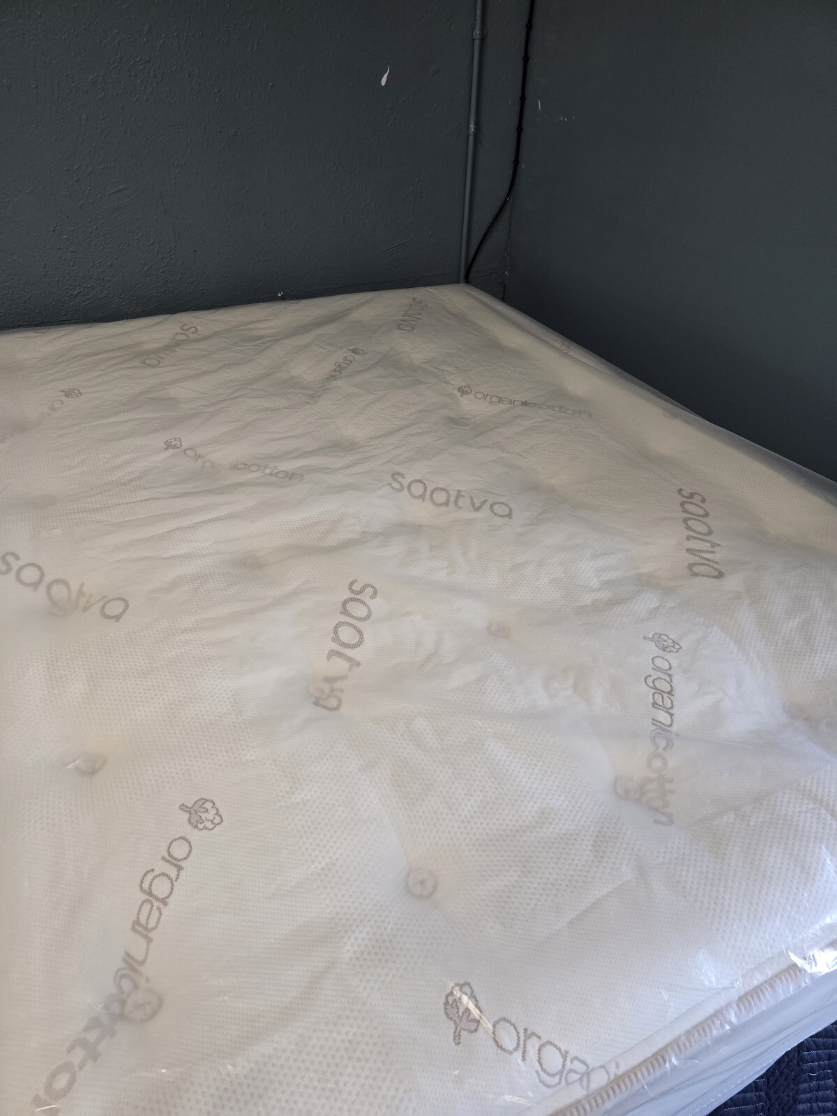 Saatva HD Queen Size Firm Mattress