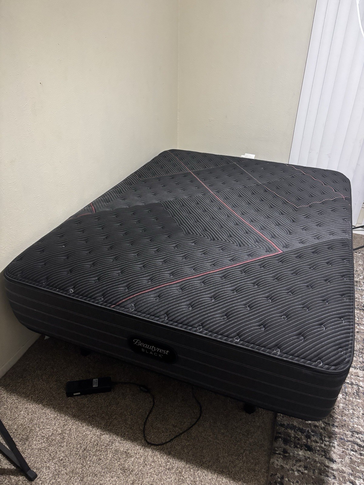 Beautyrest Black Queen Firm Innerspring Mattress Blended Fiber Batting
