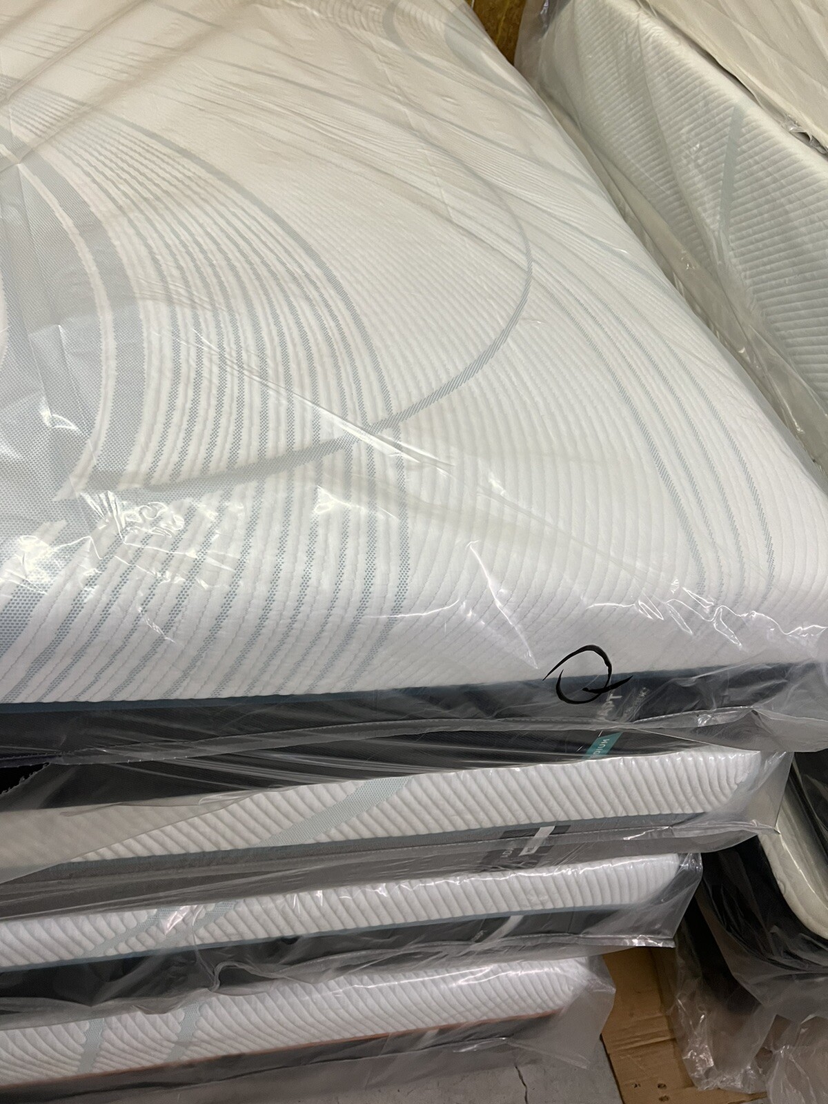 TempurPedic ADAPT 2.0 MEDIUM CALIFORNIA KING SEALED MATTRESS NEW FREE CLEARANCE