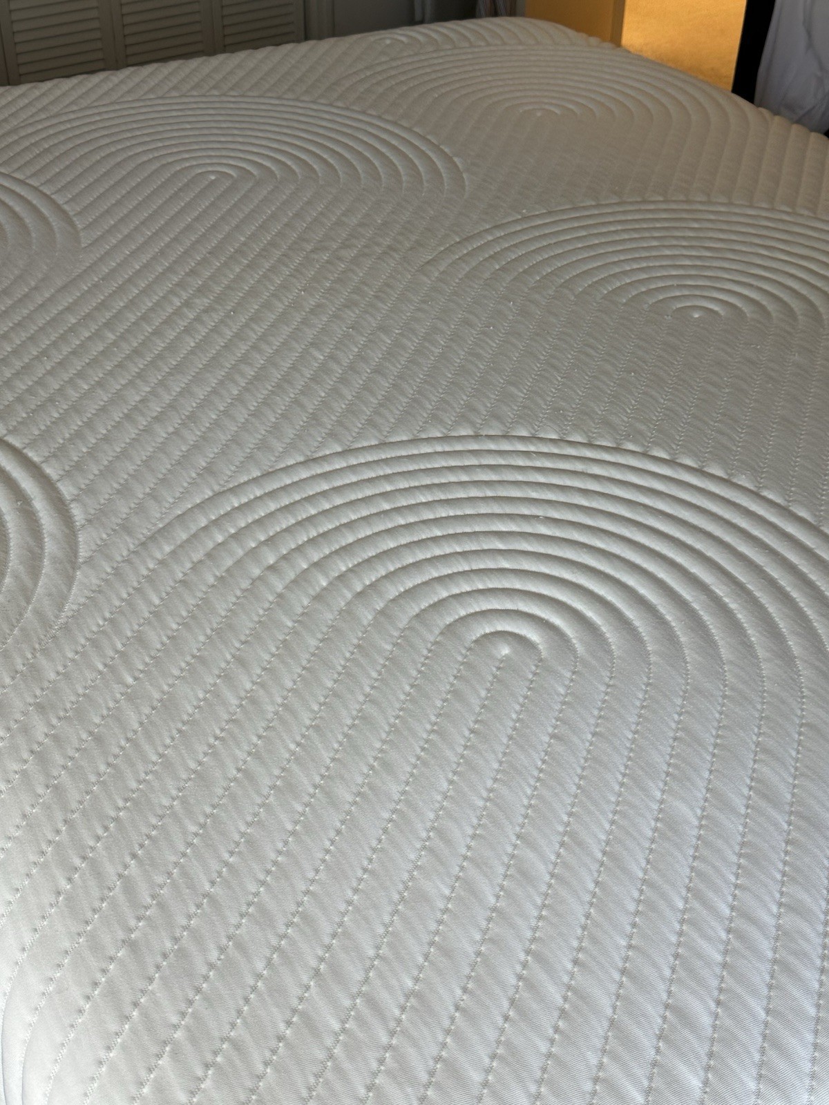 TempurPedic CONTOUR SUPREME FIRM 11.5” QUEEN MATTRESS PICKUP ONLY