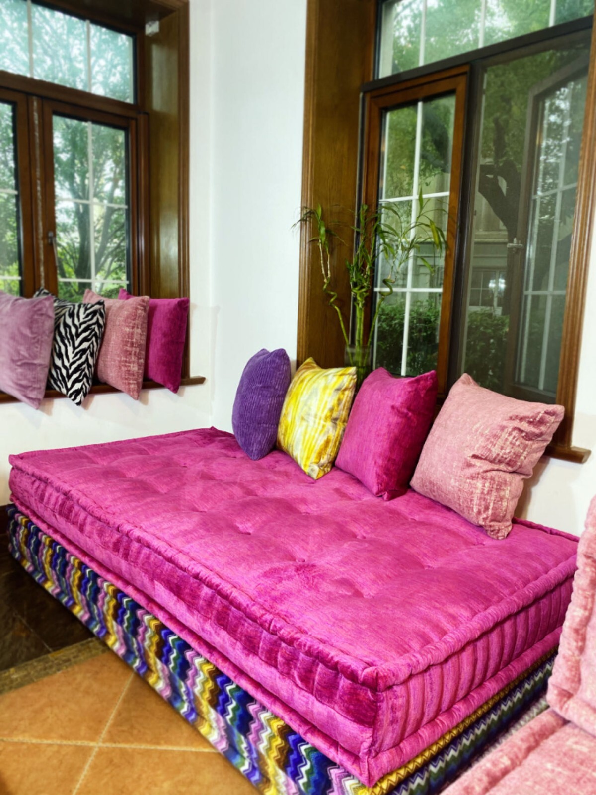 French Hand Tufted Daybed Mah Jong Sofa Modular Sectional Sofa Couch Lounge Set
