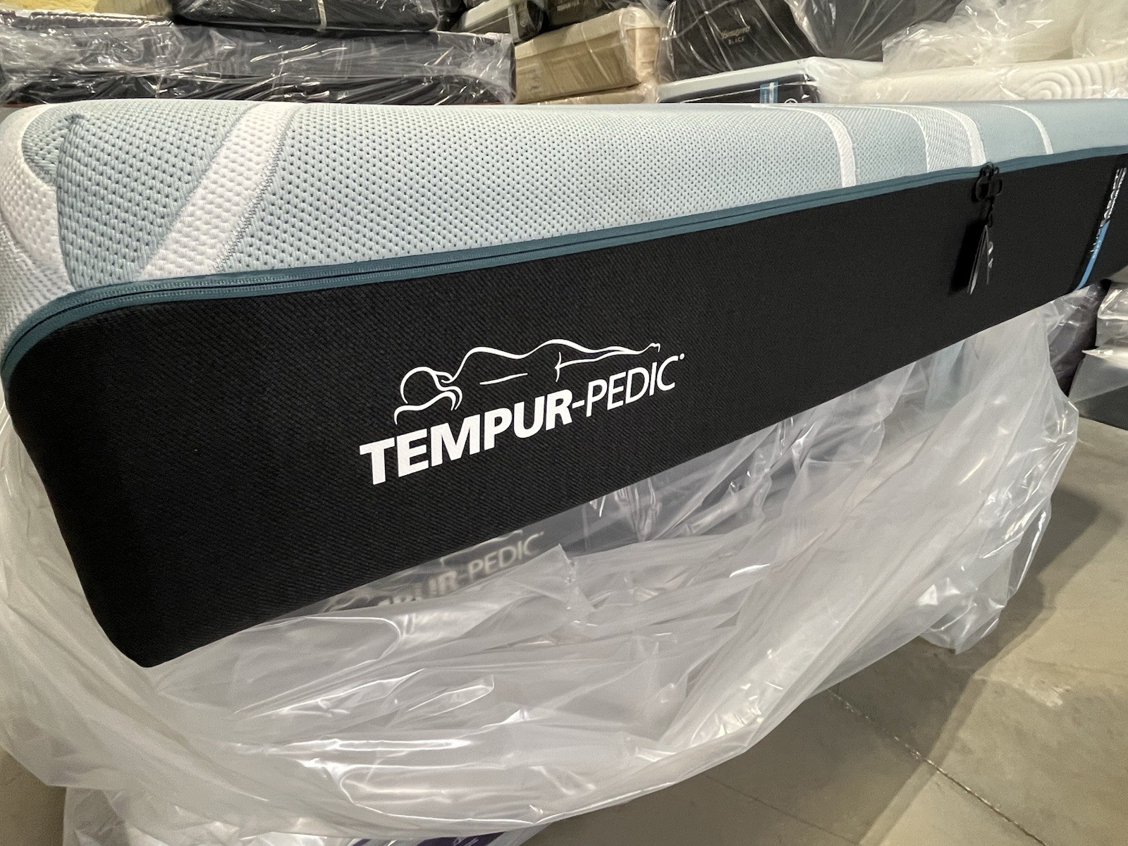 New Tempurpedic LuxeAdapt Soft 2.0 Queen Mattress $4,699 Free Shipping