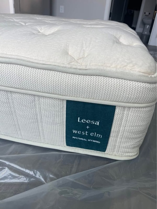Leesa Natural Hybrid Mattress KING / FREE Delivery