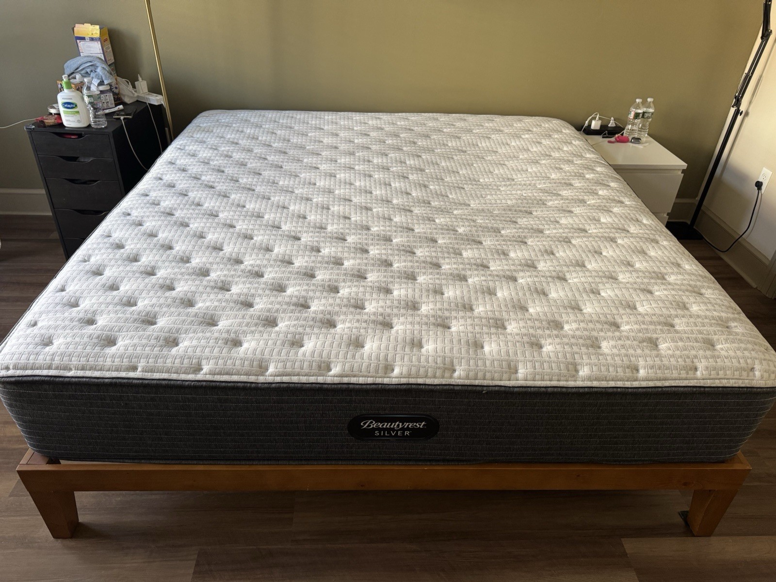 Urgent Sale! Beautyrest Silver BRS900-C Extra Firm King Innerspring Mattress