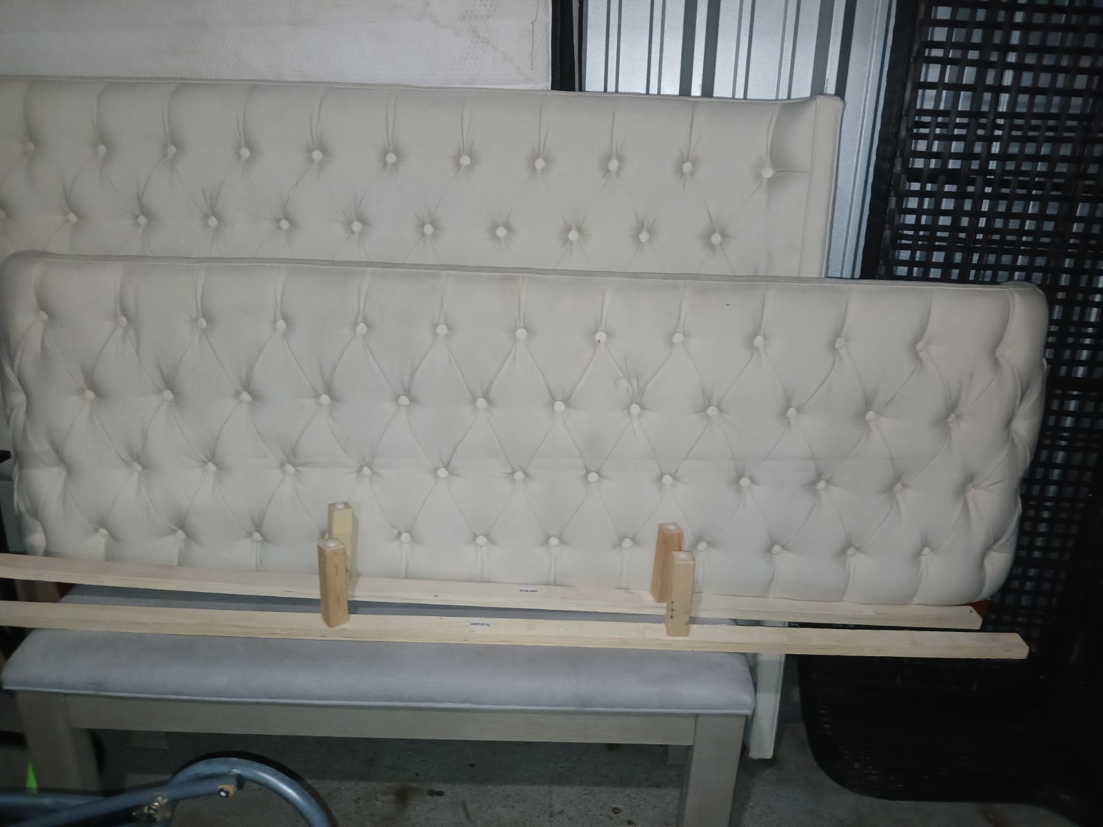 King Size Mattress Set with Upholstered Headboard, Geometric White Beige