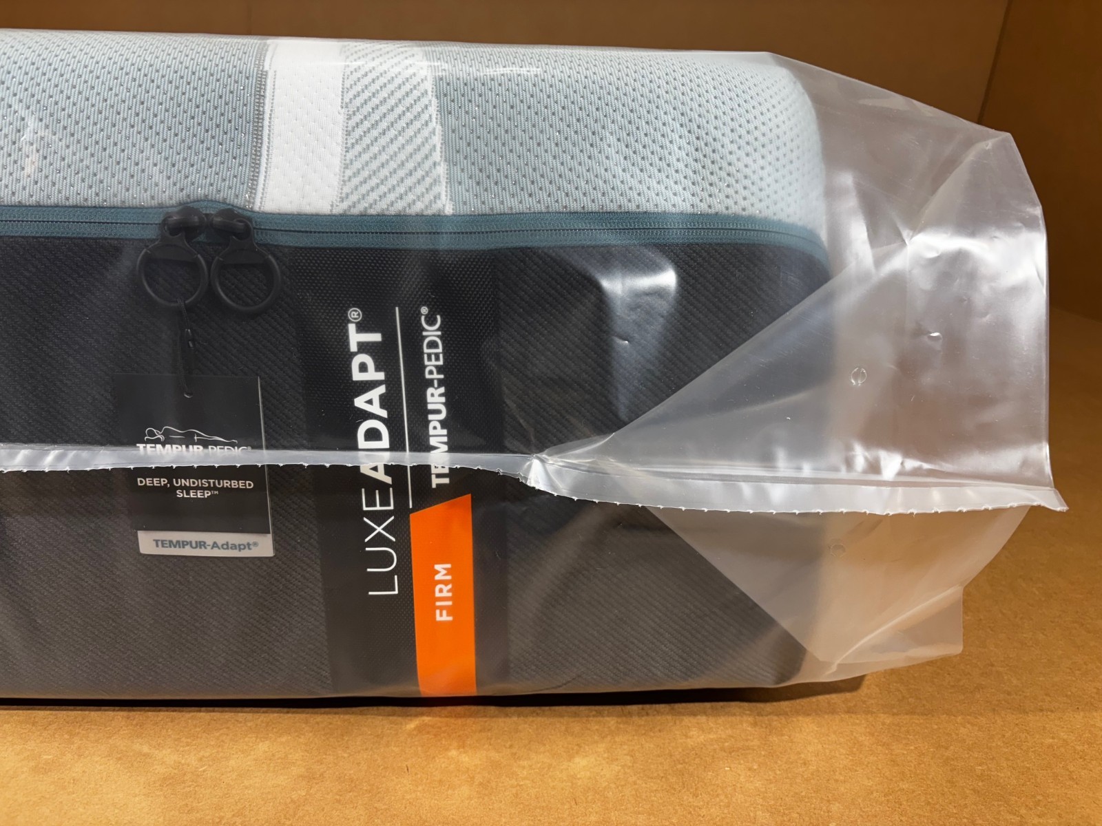 Tempurpedic LuxeAdapt Firm 2.0 Twin XL Mattress Luxe Adapt MSRP $4199