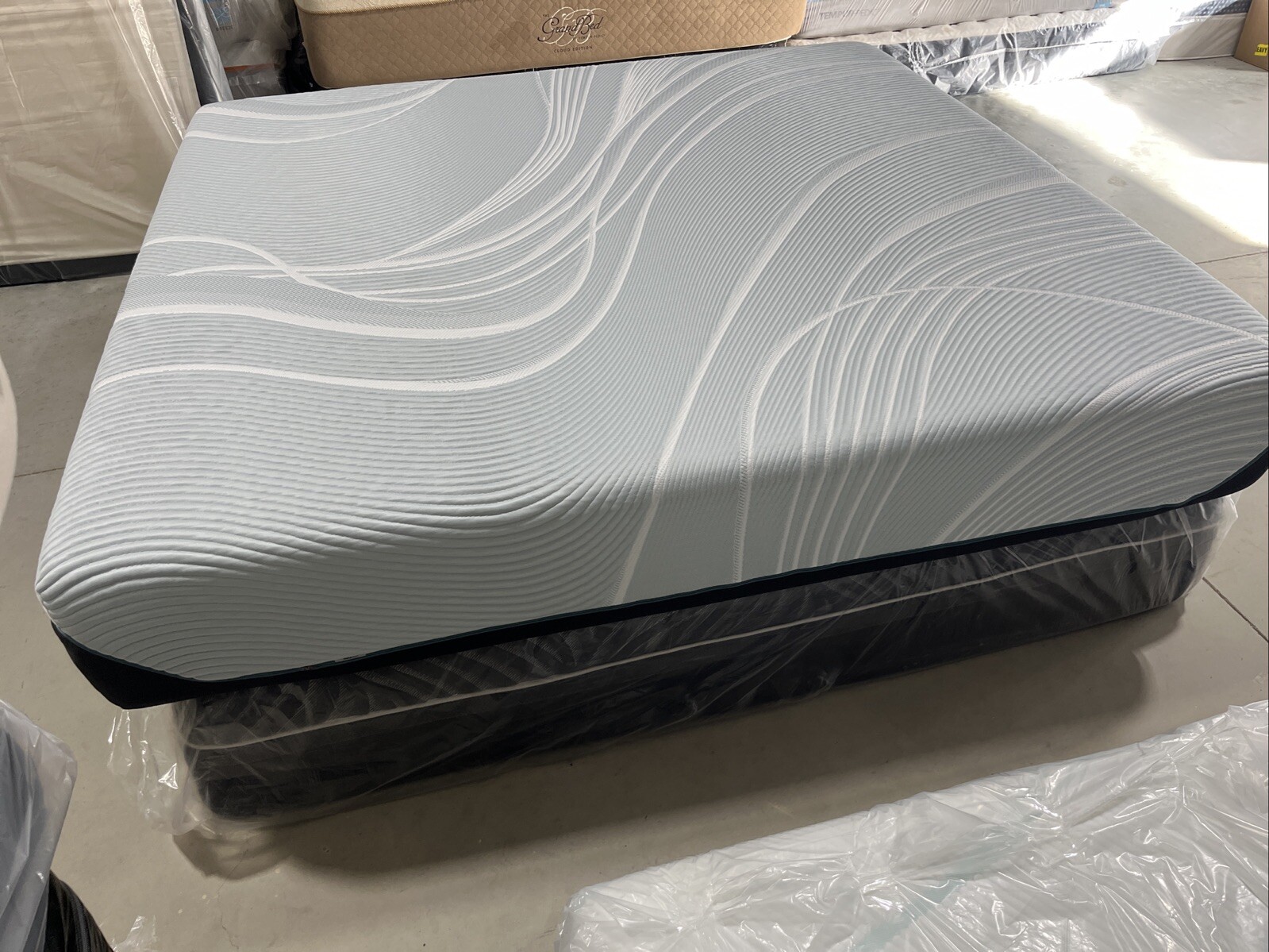 New Tempurpedic ProAdapt 2.0 Firm King Size Mattress $4099 (Free Shipping)