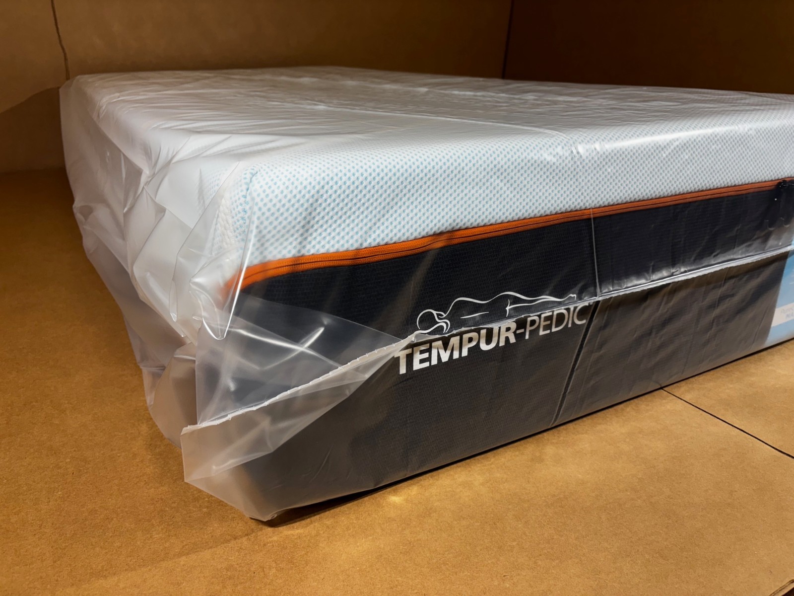 Tempurpedic Luxe Breeze Firm Twin XL Mattress LuxeBreeze MSRP $5199