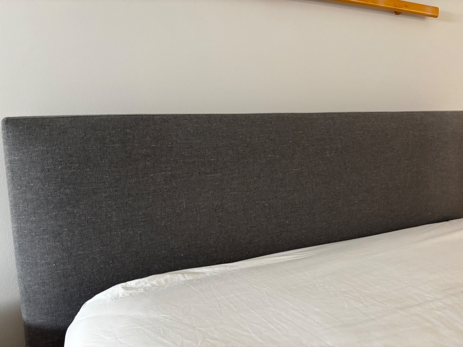 Saatva Queen Size Firm Mattress 14.5″ plus Santorini pewter frame and headbooard