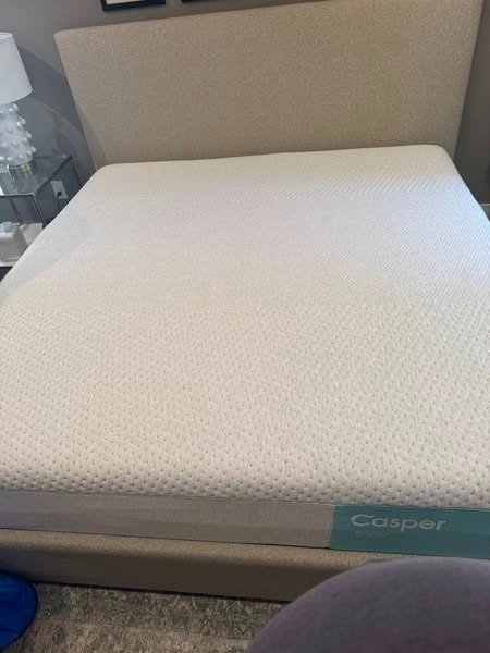 CASPER SNOW, TWIN XL MATTRESS – Sanitized & Recompacted – Free Delivery