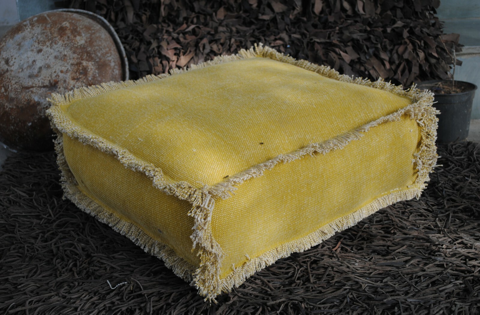 COTTON RUG YELLOW SQUARE MATTRESS WITH FRINGES 50X50X15 CM COZY SITTING 1 SEATER