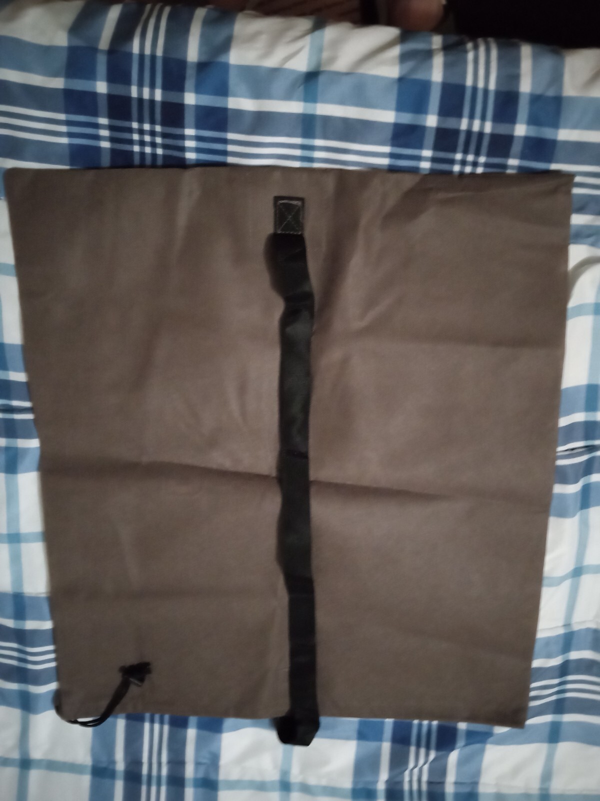 Twin Air mattress with headboard or Full size ( Carry Bag NEW )