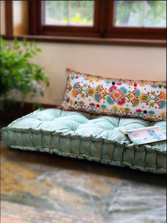 Custom French Mat mattress Daybed Sofa Cushion Day Bed Bench Seat Hand Tufted