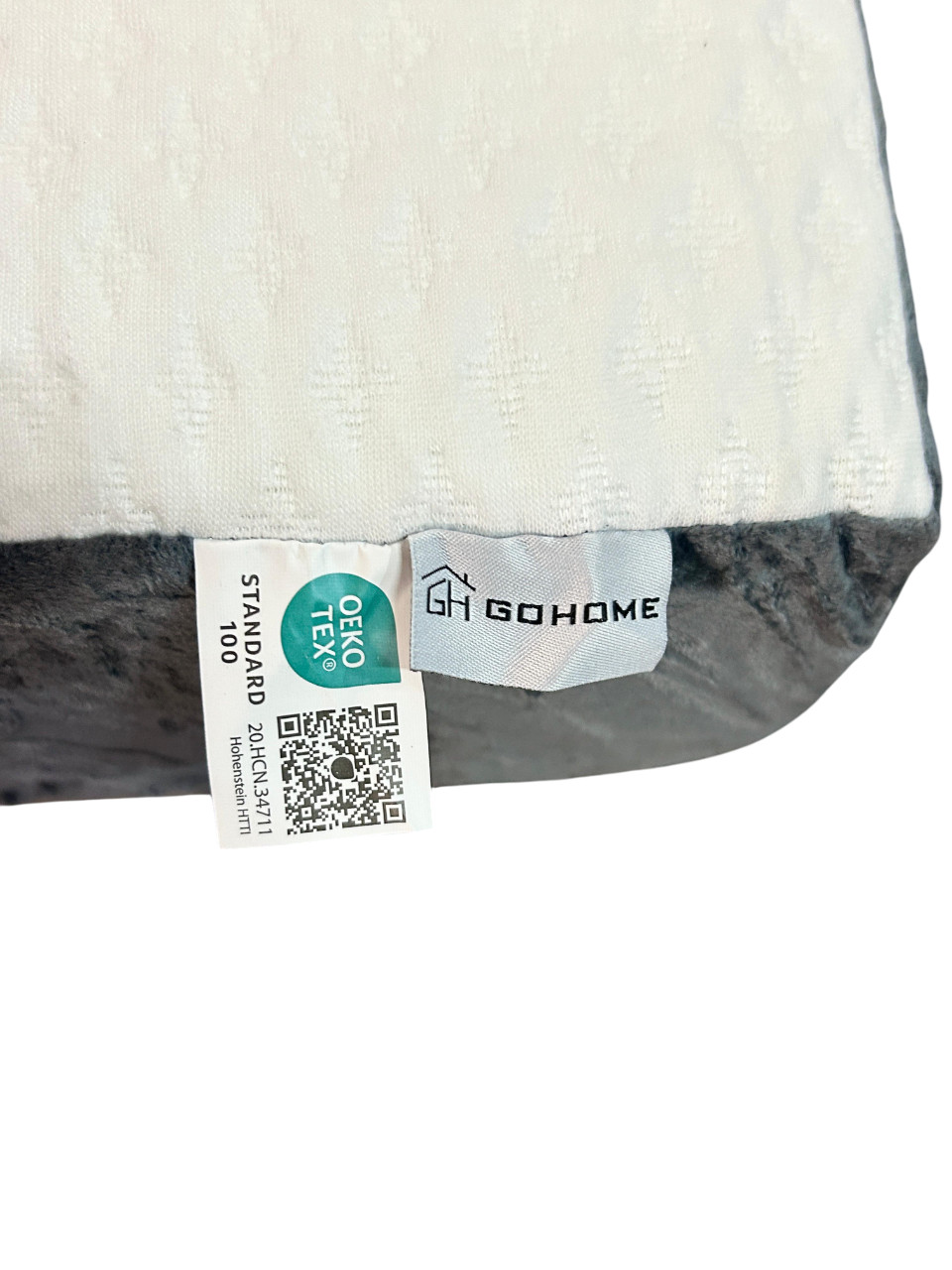 GOHOME Tri-Fold Portable Futon Mattress Super Soft Removable Breathable Cover