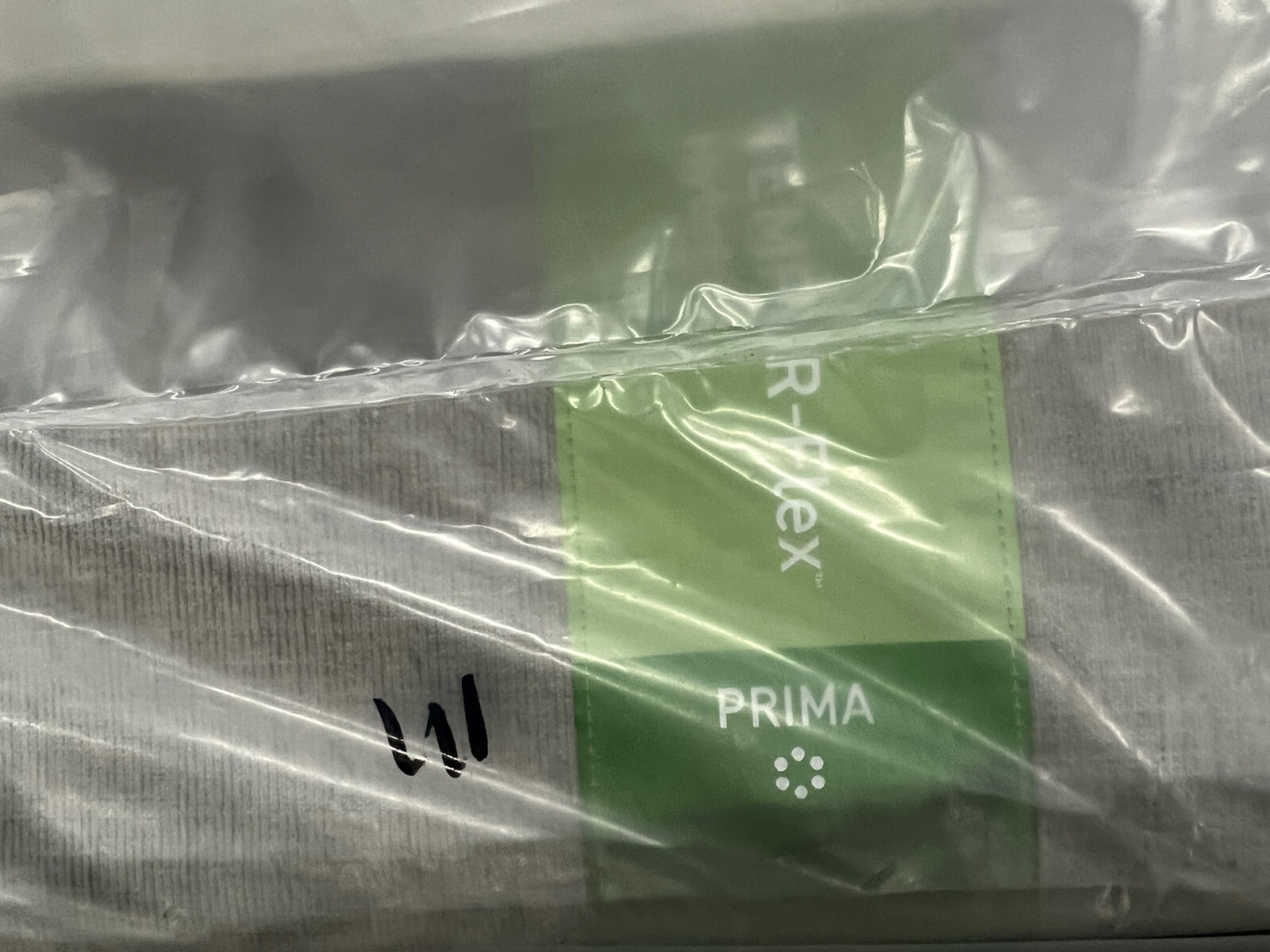 TempurPedic PRIMA FLEX HYBRID TWIN XL MATTRESS NEW FAST SHIPPING CLEARANCE