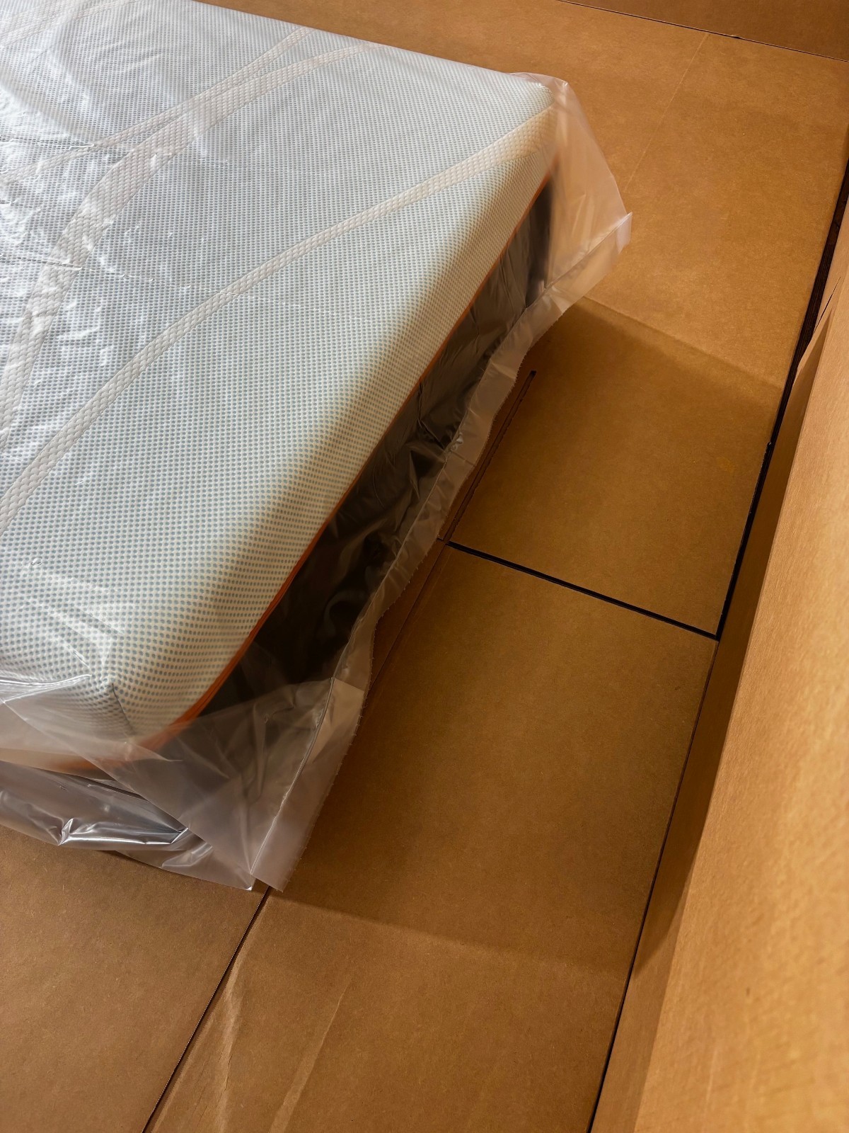 Tempurpedic Luxe Breeze Firm Twin XL Mattress LuxeBreeze MSRP $5199