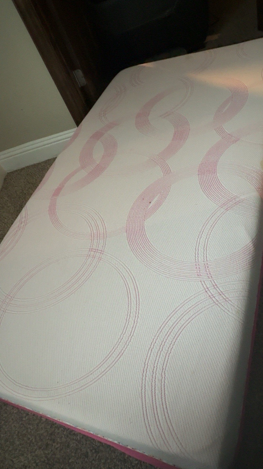 TRUGEL YOUTH Twin Soft Gel Memory Foam Mattress White Pink Abstract Print