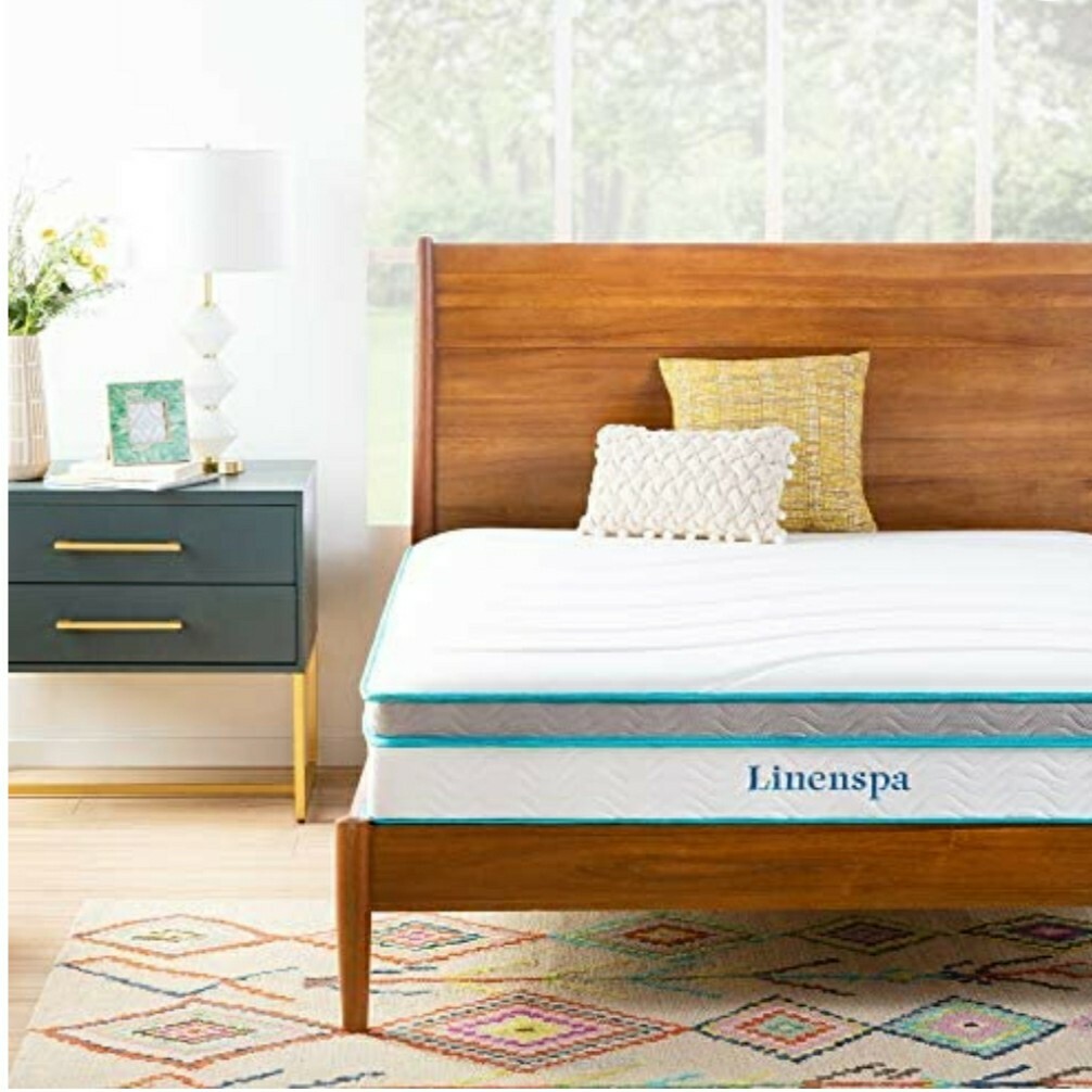 Linenspa 10 Inch Memory Foam and Innerspring Hybrid Medium Feel Queen Matress