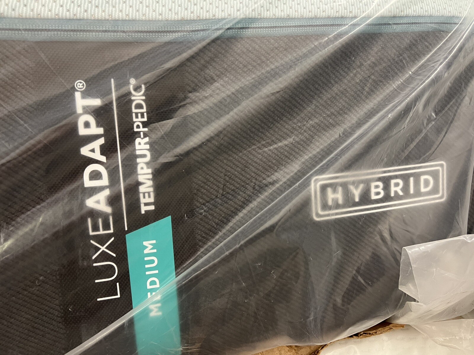 TempurPedic LUXE ADAPT HYBRID 2.0 QUEEN MATTRESS NEW 2026 CLEARANCE SHIPPING