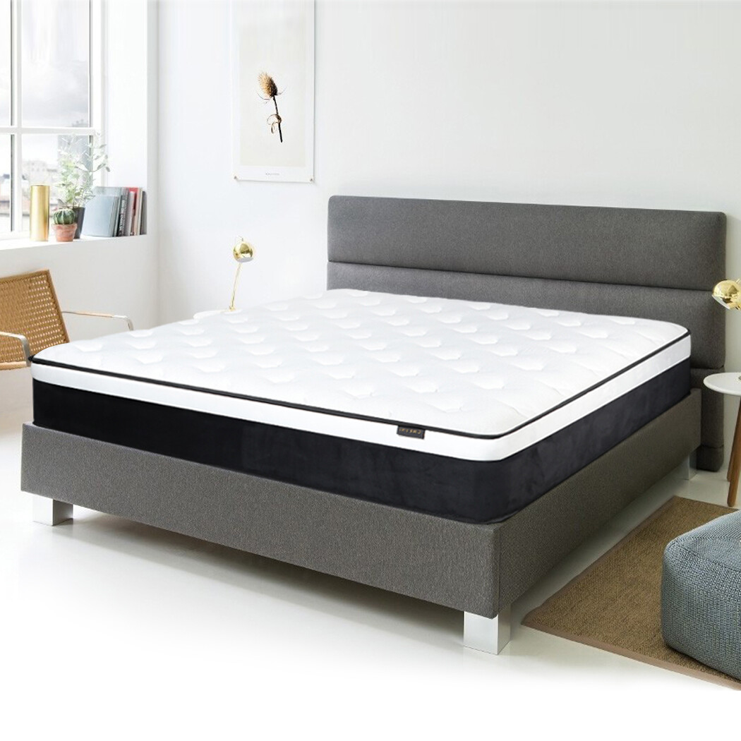 CHEVNI 12″ Queen Mattress Medium Firm Hypoallergenic Matress Queen Bed In a Box