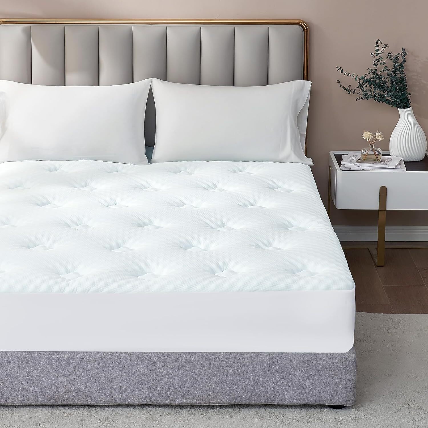 Memory Foam King Size Mattress Topper King Mattress Pad with Deep Pocket White