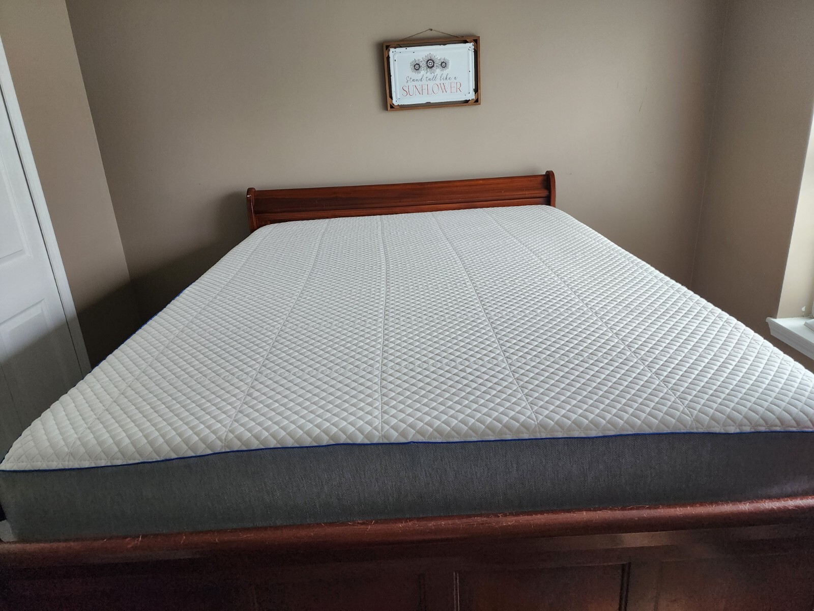 Mattress (NECTAR) Foam Queen Size 60 X 80 X 10 In.