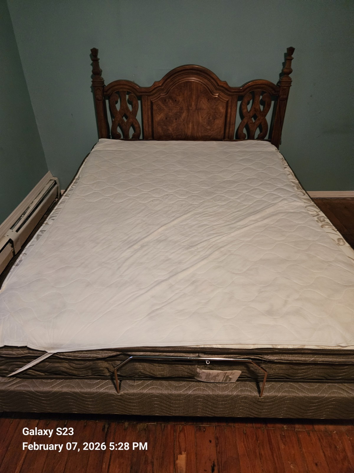 Serta Perfect Sleeper Queen Firm Box Spring Mattress Breathable Quilted Top