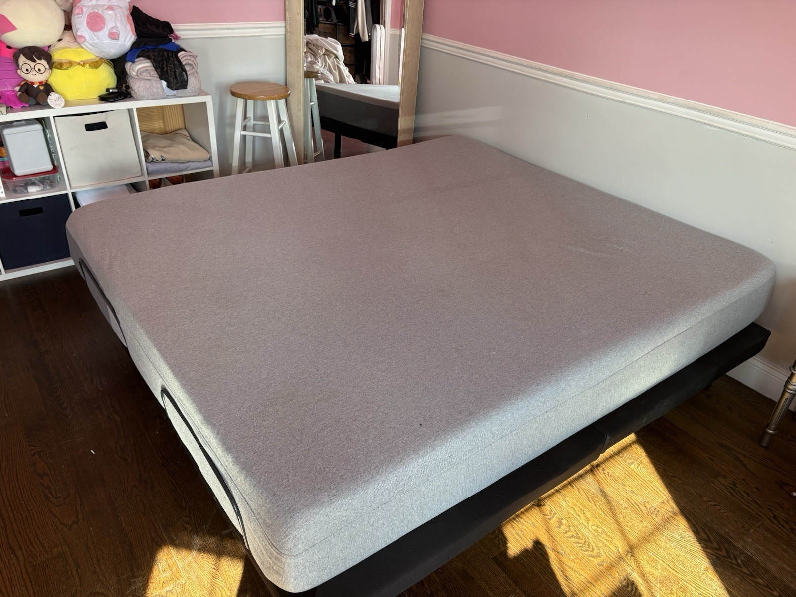 King Size Gray Mattress Rectangle Shape for Bedroom Adults Comfortable Sleeping