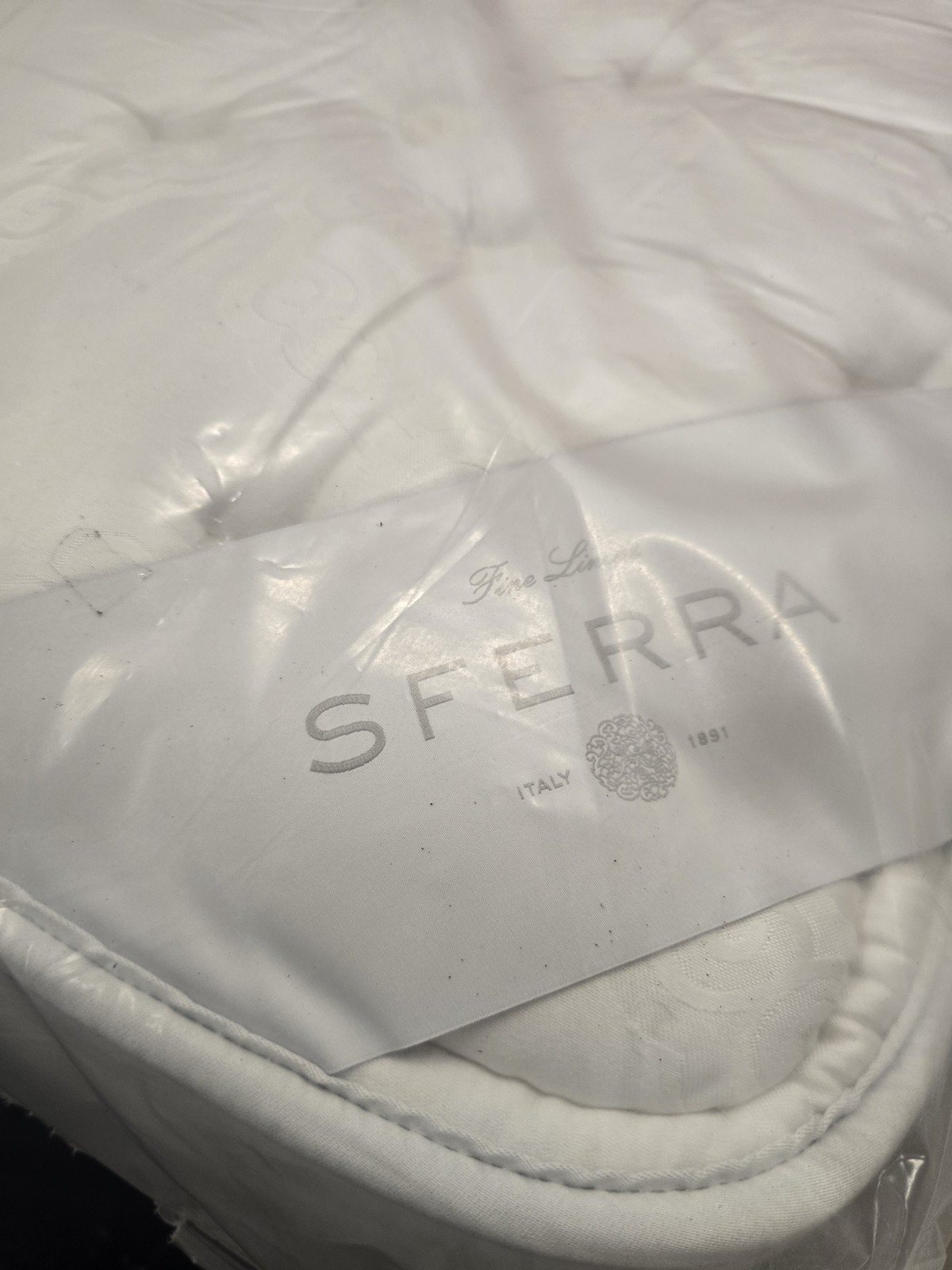 Sferra Notte Luxury Firm Queen Size (VERY FIRM)
