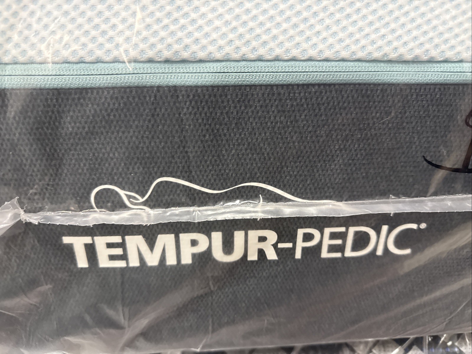 TEMPURPEDIC PRO BREEZE MEDIUM Twin XL MATTRESS-NEW-FREE SHIPPING