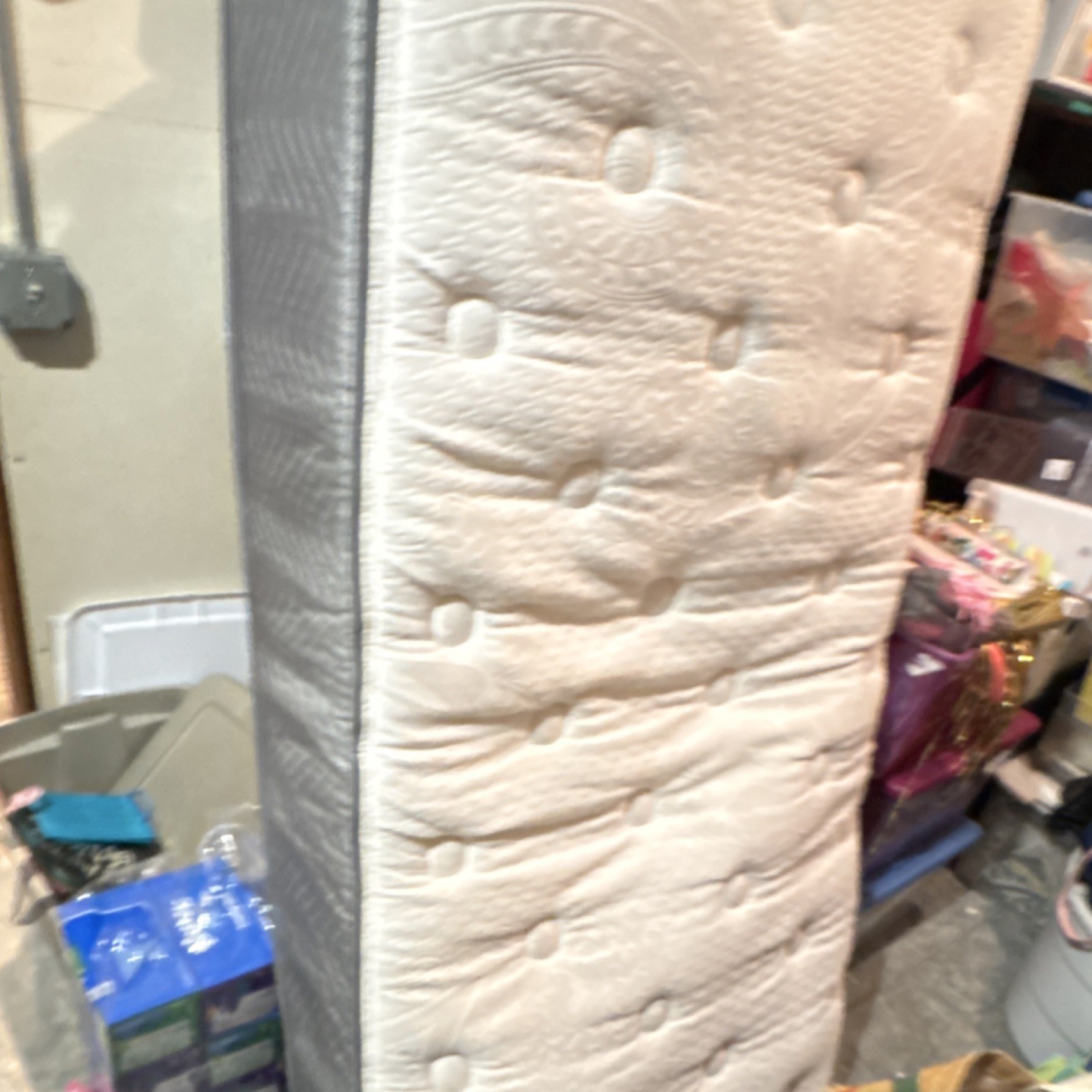 SSB Manufacturing Full Soft Mattress Model 700800145-1010 White Gray 2019