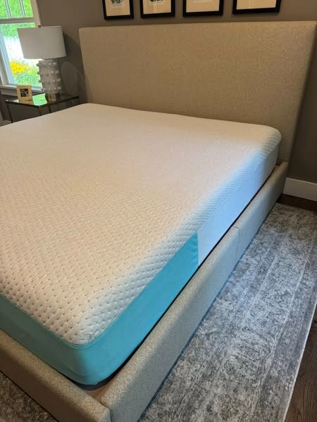 CASPER SNOW, TWIN XL MATTRESS – Sanitized & Recompacted – Free Delivery