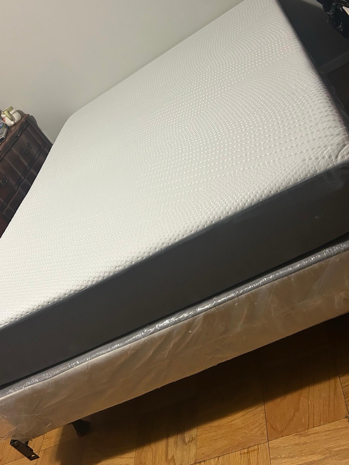 Full Size Memory Mattress Medium Firmness Removable Fabric Cover White/Gray
