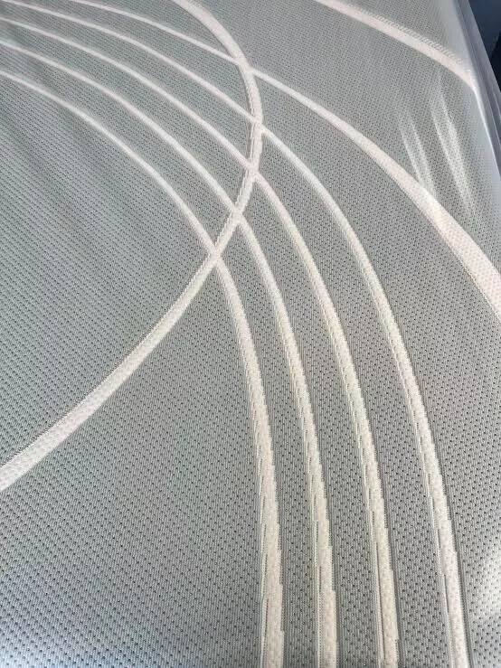 TempurPedic LUXE ADAPT SOFT 2.0 QUEEN MATTRESS NEW CLEARANCE FAST SHIPPING