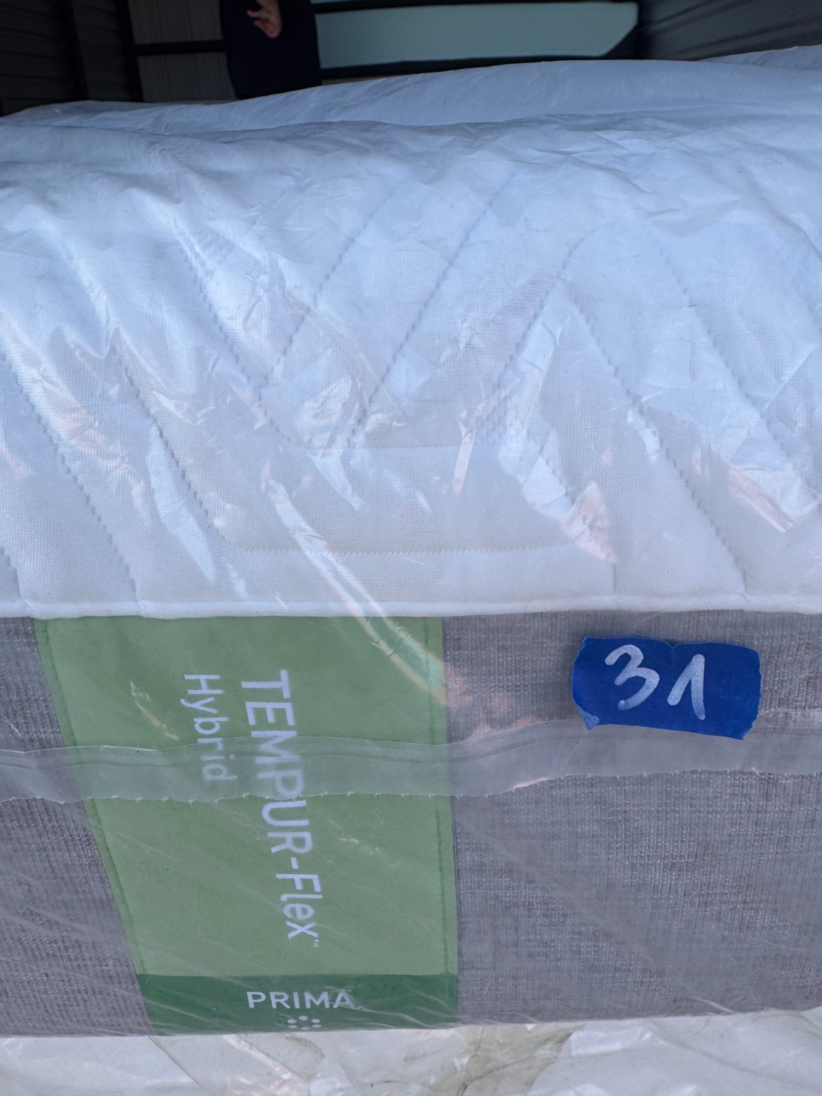 Tempur-pedic mattress Tempur-Flex Prima Hybrid Twin XL/ Split King ex-display.
