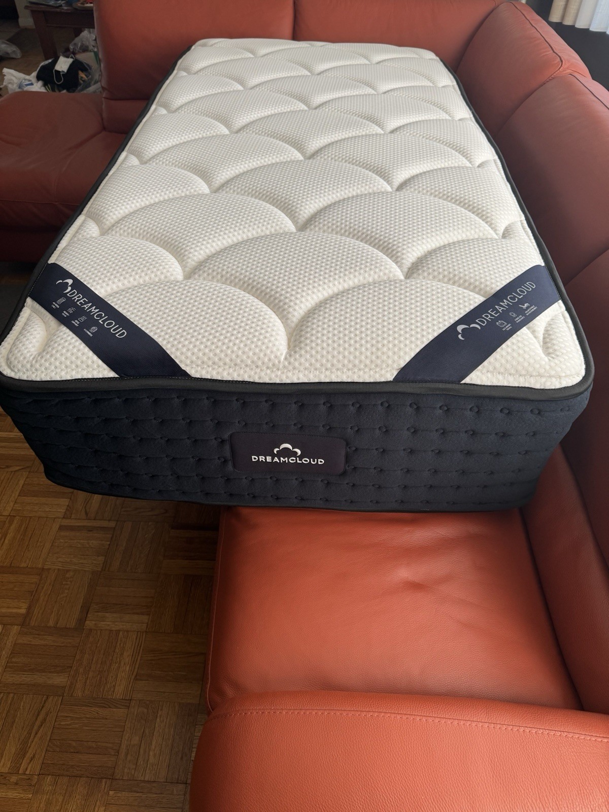 DreamCloud The DreamCloud 38×75 Medium Firm Innerspring 14in Edge Support