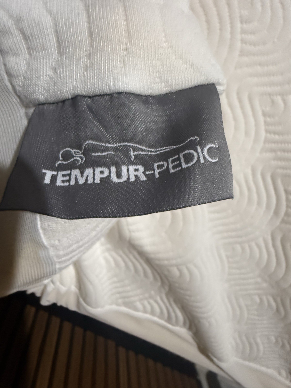 Tempur-Pedic Mattress topper White Geometric Pattern for Bedroom Adults 2 inch