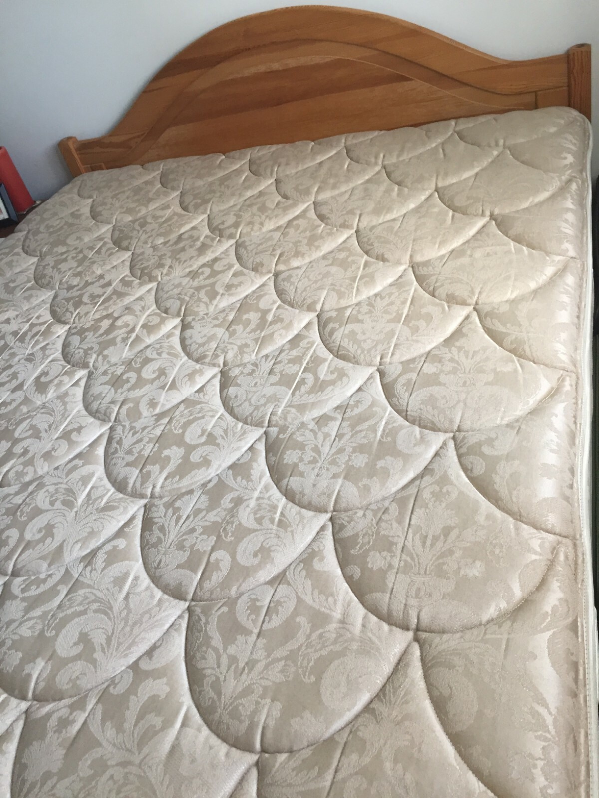 MACY’S 50% OFF QUEEN MATTRESS-SEALY PERFECT SLEEPER “SADDLEBROOK SUPREME”