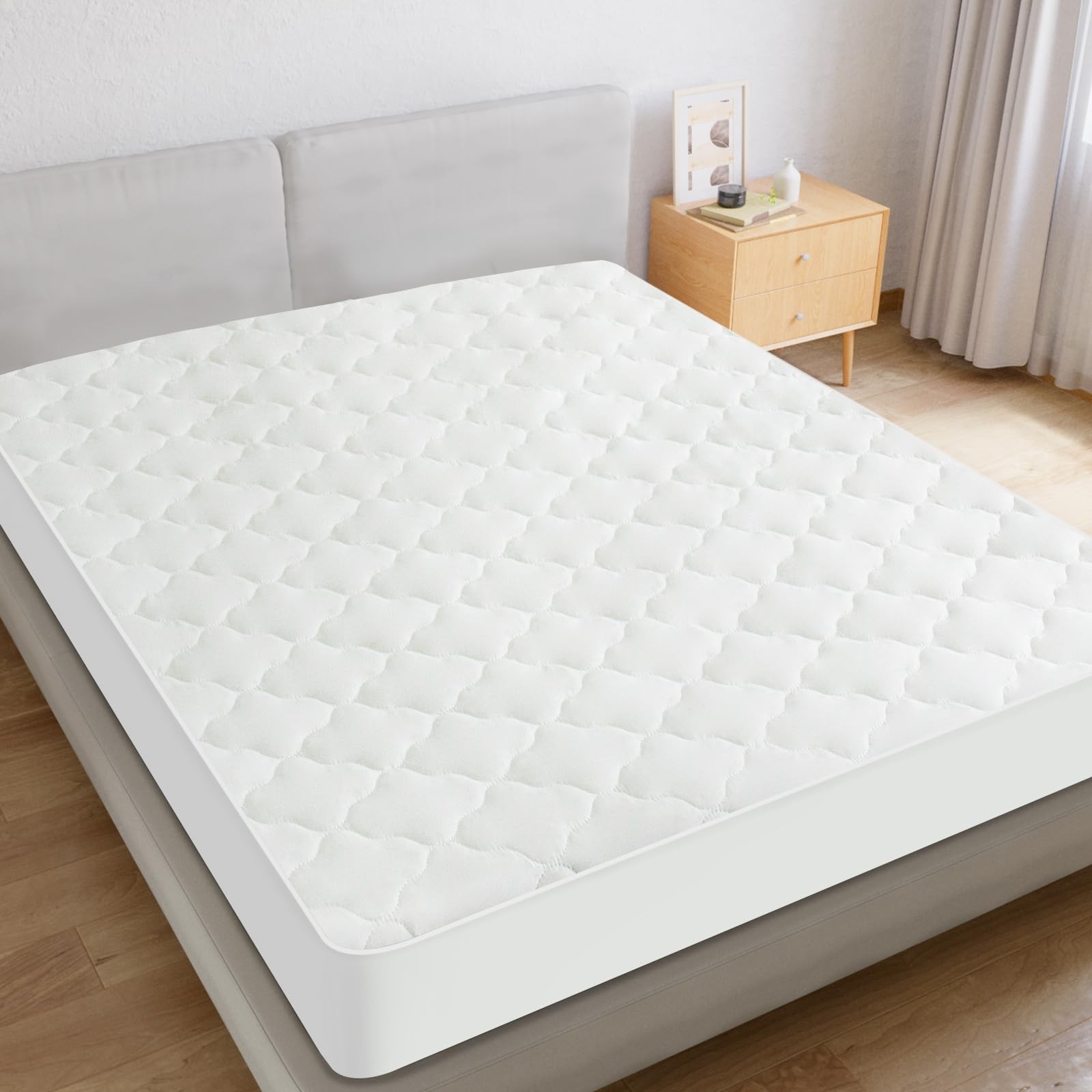 RV Short Queen Mattress Protector (60″ x 75″, 14″ Deep), White