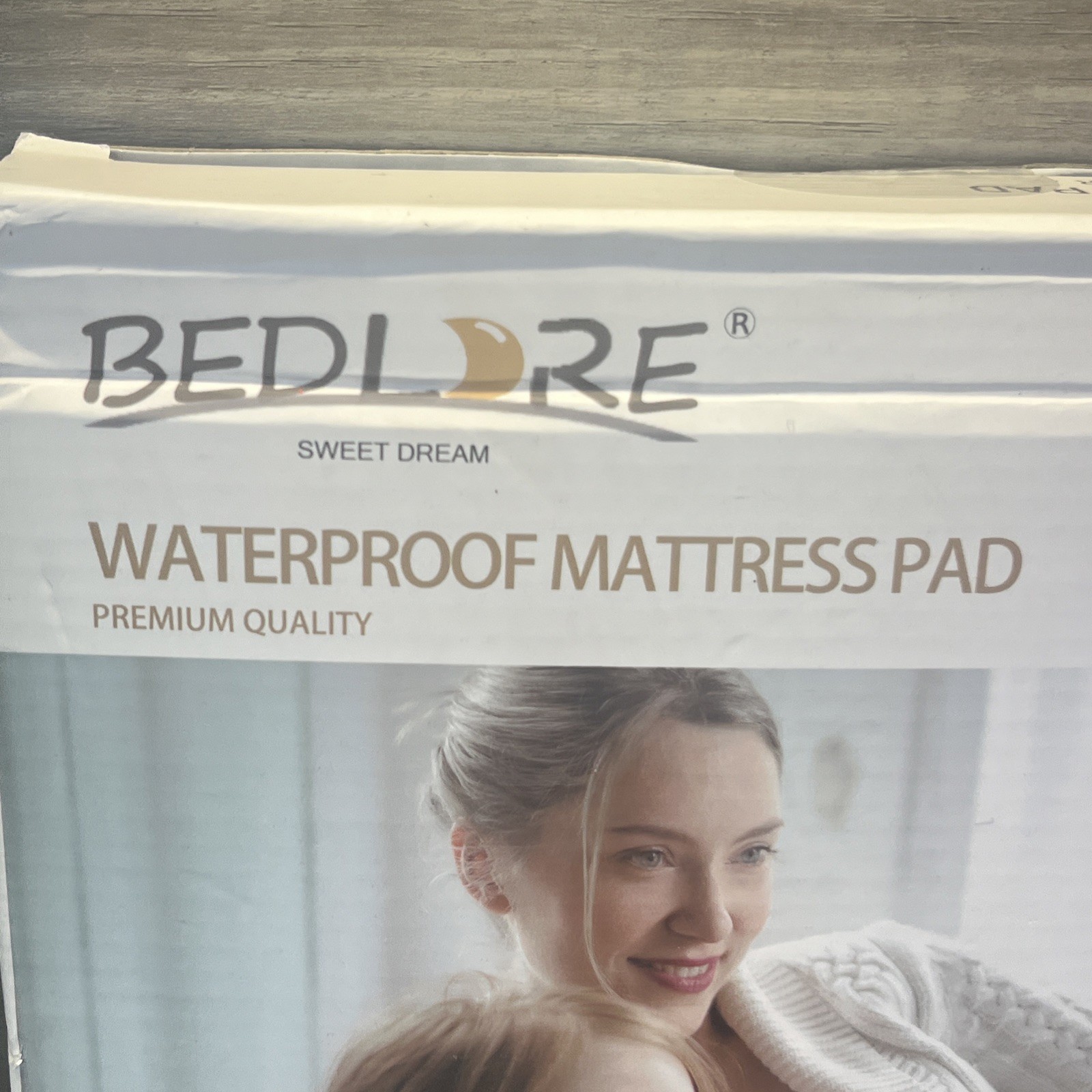 BEDLORE Waterproof Mattress Protector Twin XL Pad Twin White College Bed