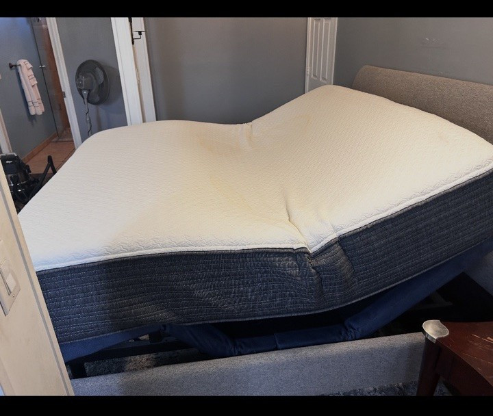 King Size Adjustable Foam Mattress Set
