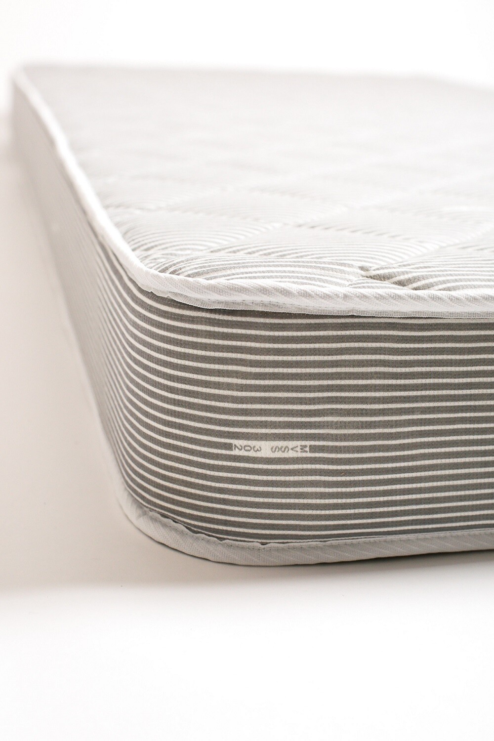 5.5″ Thick 42″W x 80″L Luxury Mobile Mattress Gray Semi Truck Sleeper Cab Bed RV