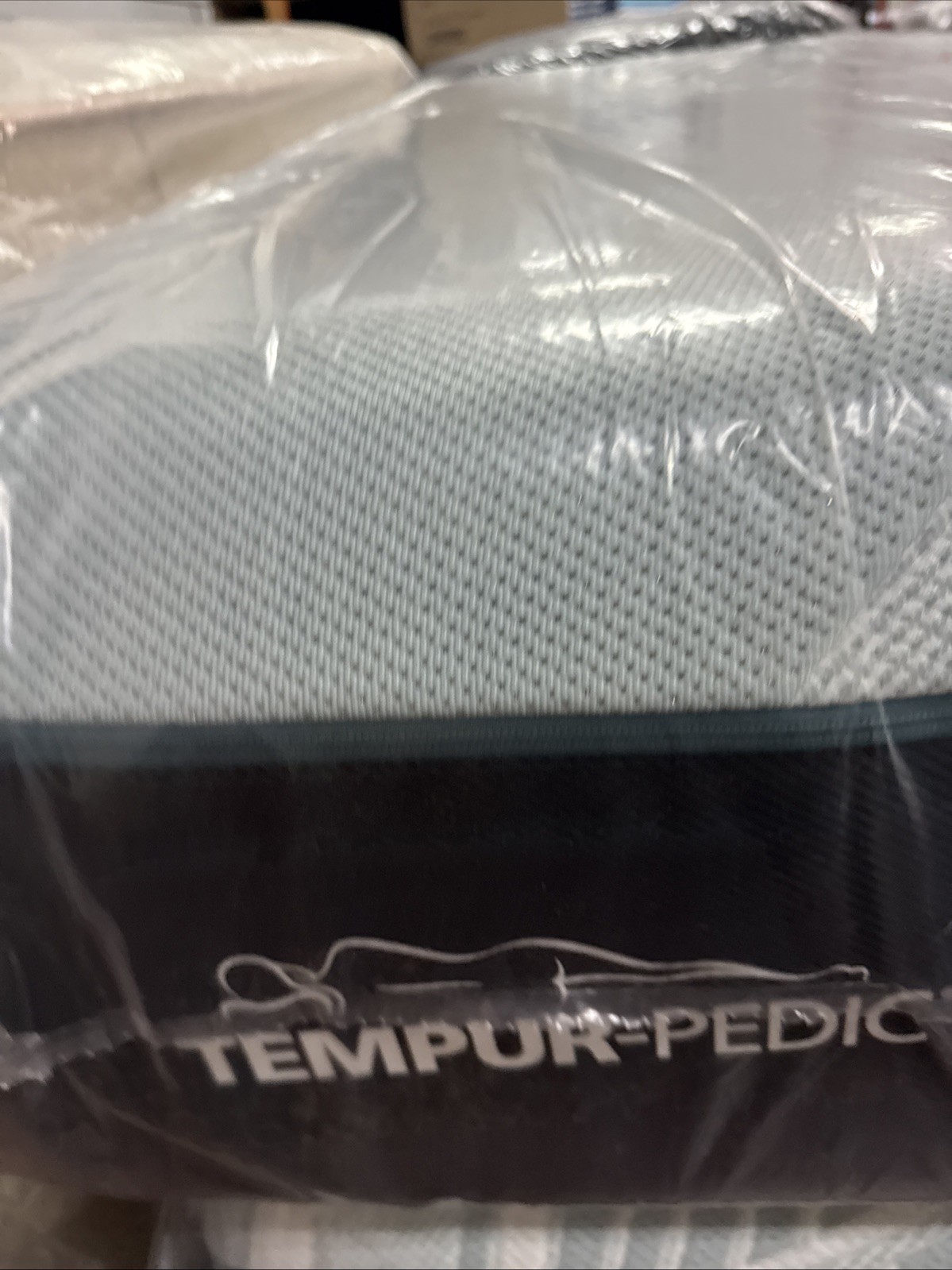 TEMPURPEDIC LUXE ADAPT SOFT 2.0 Twin XL MATTRESS-NEW-FREE SHIPPING