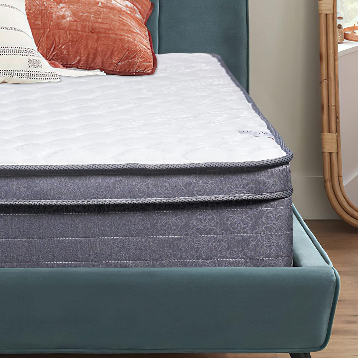 10-Inch Plush Hybrid Euro Top Mattress for Better Sleep & Back Pain Relief, Quee