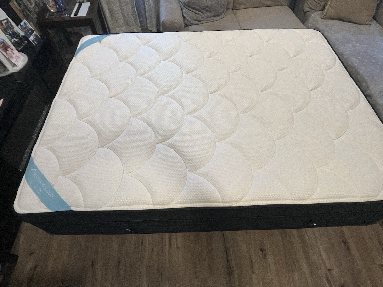 DreamCloud Premier Hybrid Queen Mattress & Resident Adjustable Power Base Bundle